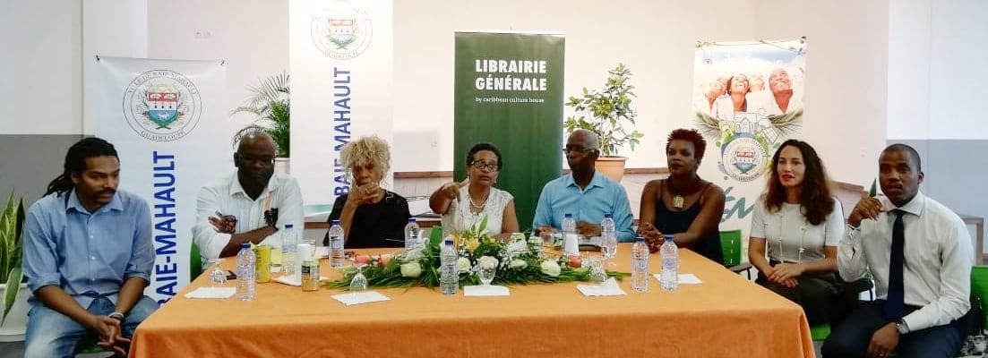     Les meilleurs bacheliers littéraires de Guadeloupe honorés par le Prix Guy Tirolien 

