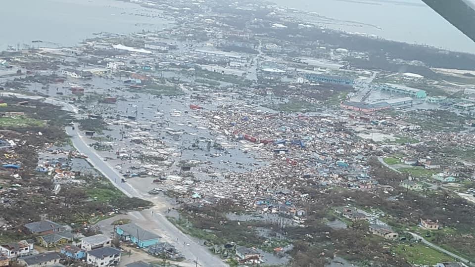     Les Bahamas en proie à une crise humanitaire

