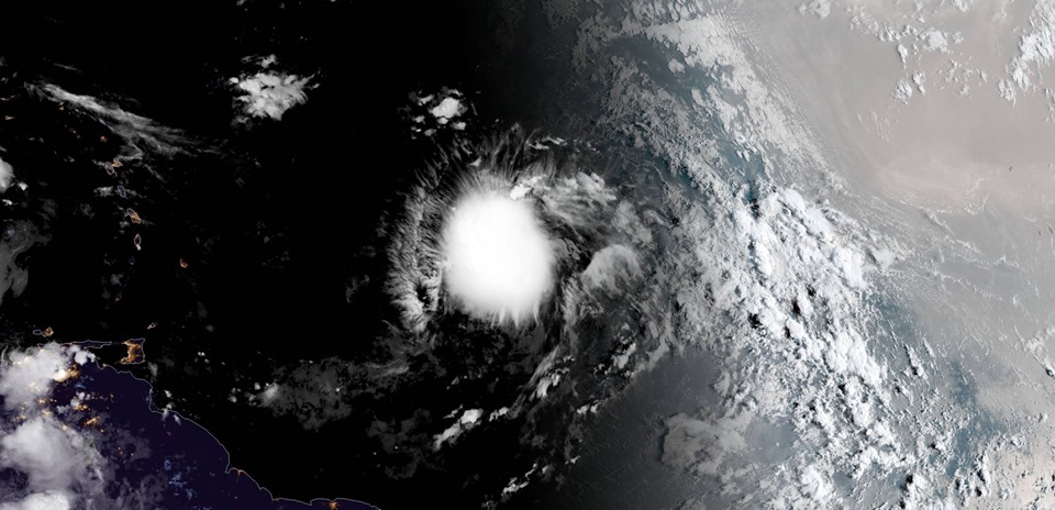     Jerry : les îles du Nord en vigilance jaune cyclone

