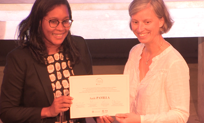     La chercheuse martiniquaise Aude Pavilla a été récompensée par la fondation L’Oréal et l’Unesco

