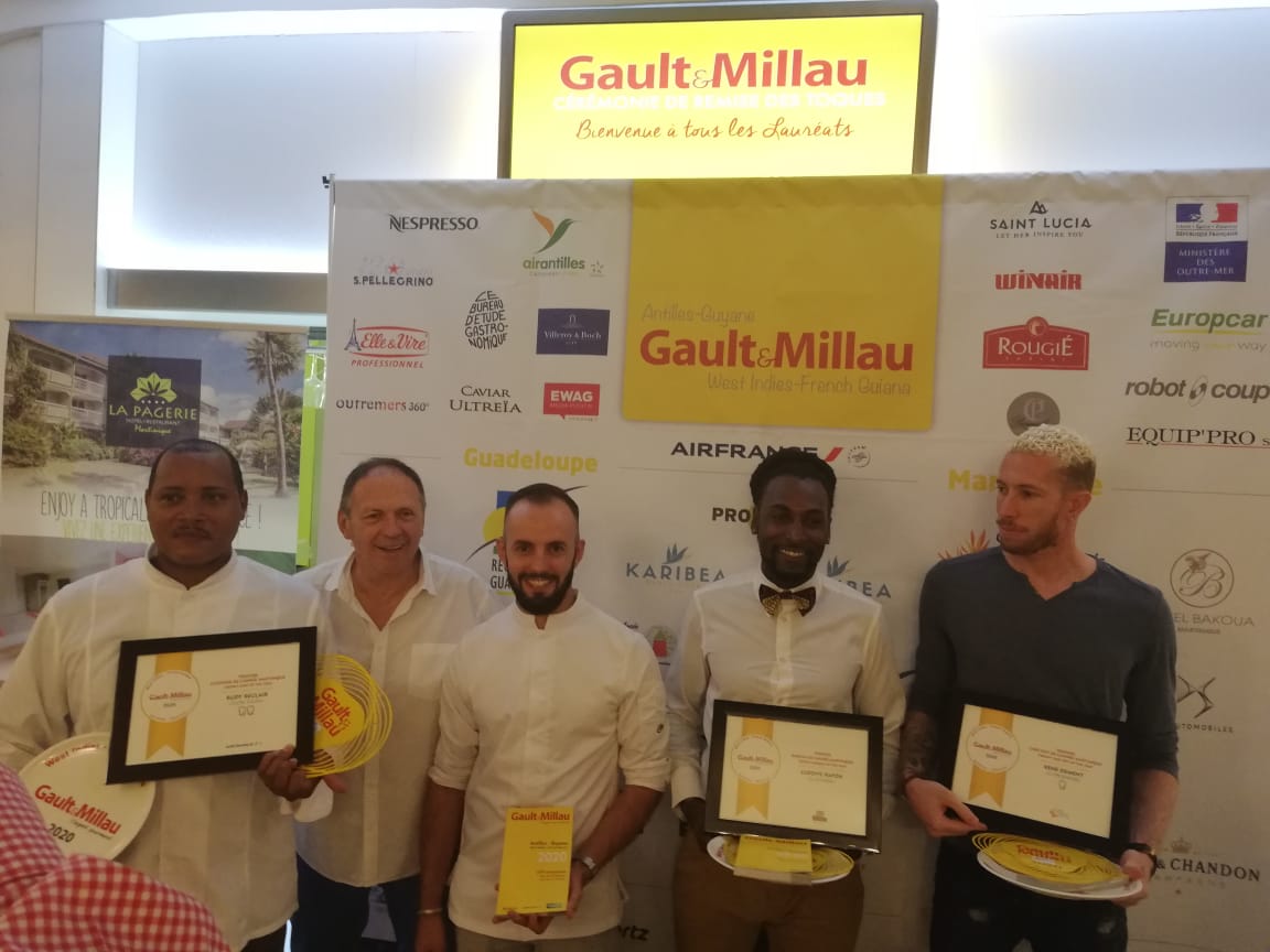     Le guide Gault et Millau remet des prix aux restaurateurs

