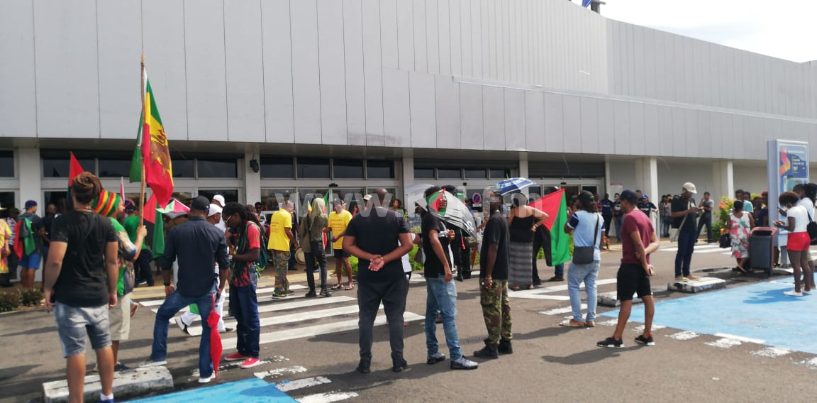     GBH dénonce fermement les blocages de ses hypermarchés en Martinique

