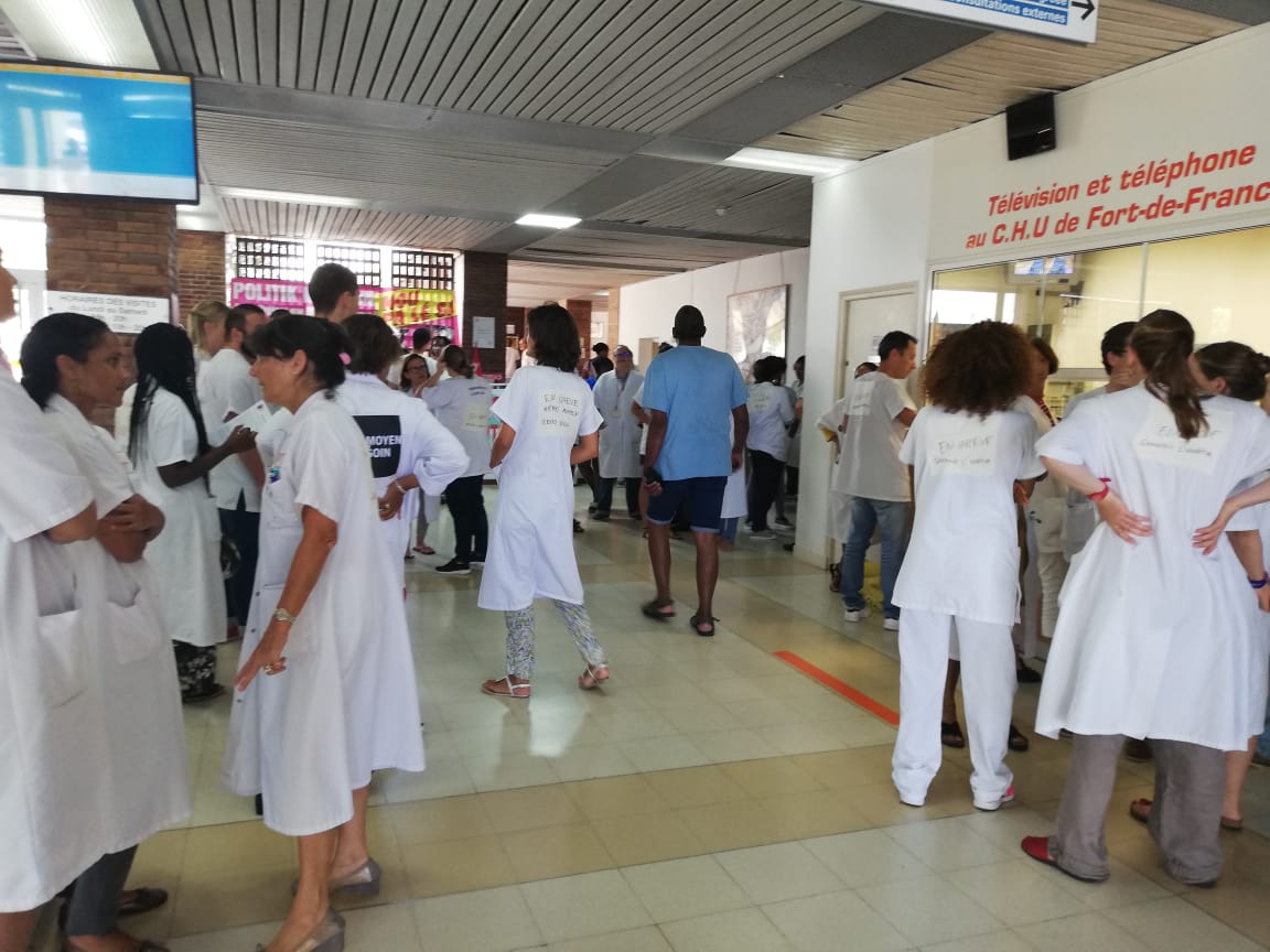     #hôpitalpublic : le personnel hospitalier de Martinique suit la mobilisation nationale

