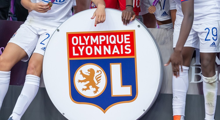     L'Olympique Lyonnais fait la promo d'un rhum guadeloupéen par erreur 

