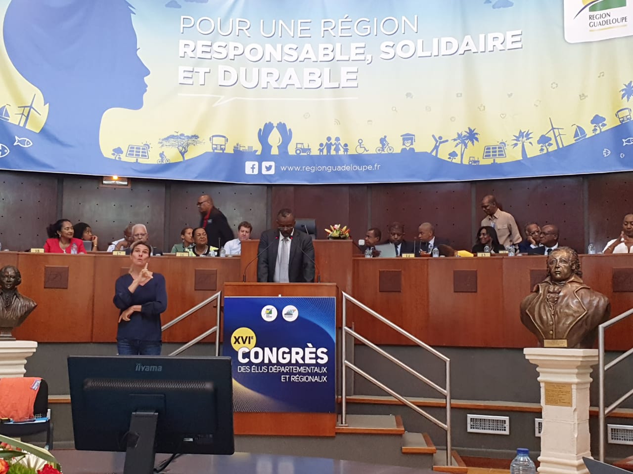     Congrès des élus : Ary Chalus et Josette Borel-Lincertin ont pris la parole 

