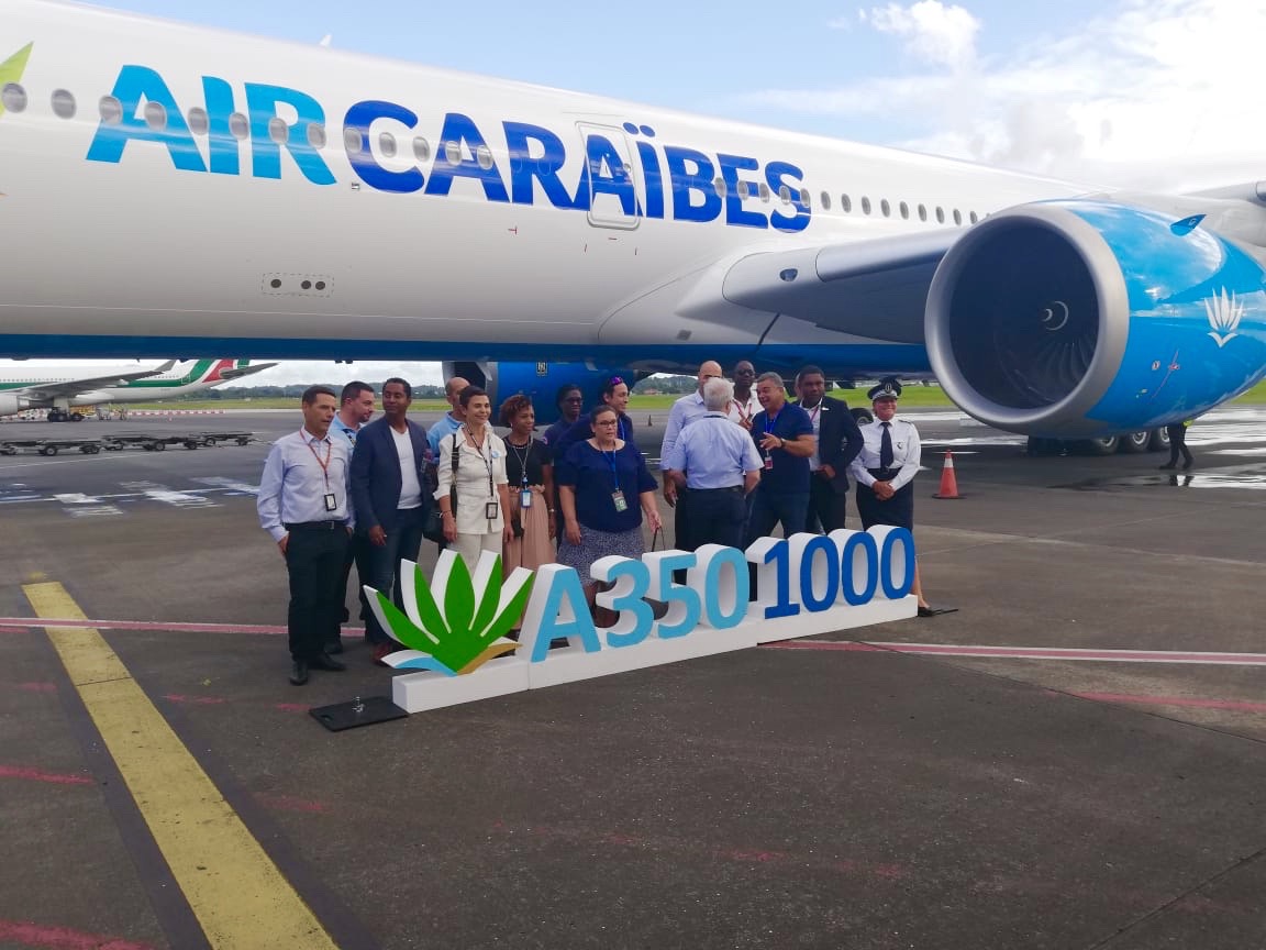     Le premier A350-1000 d'Air Caraïbes s'est posé en Guadeloupe

