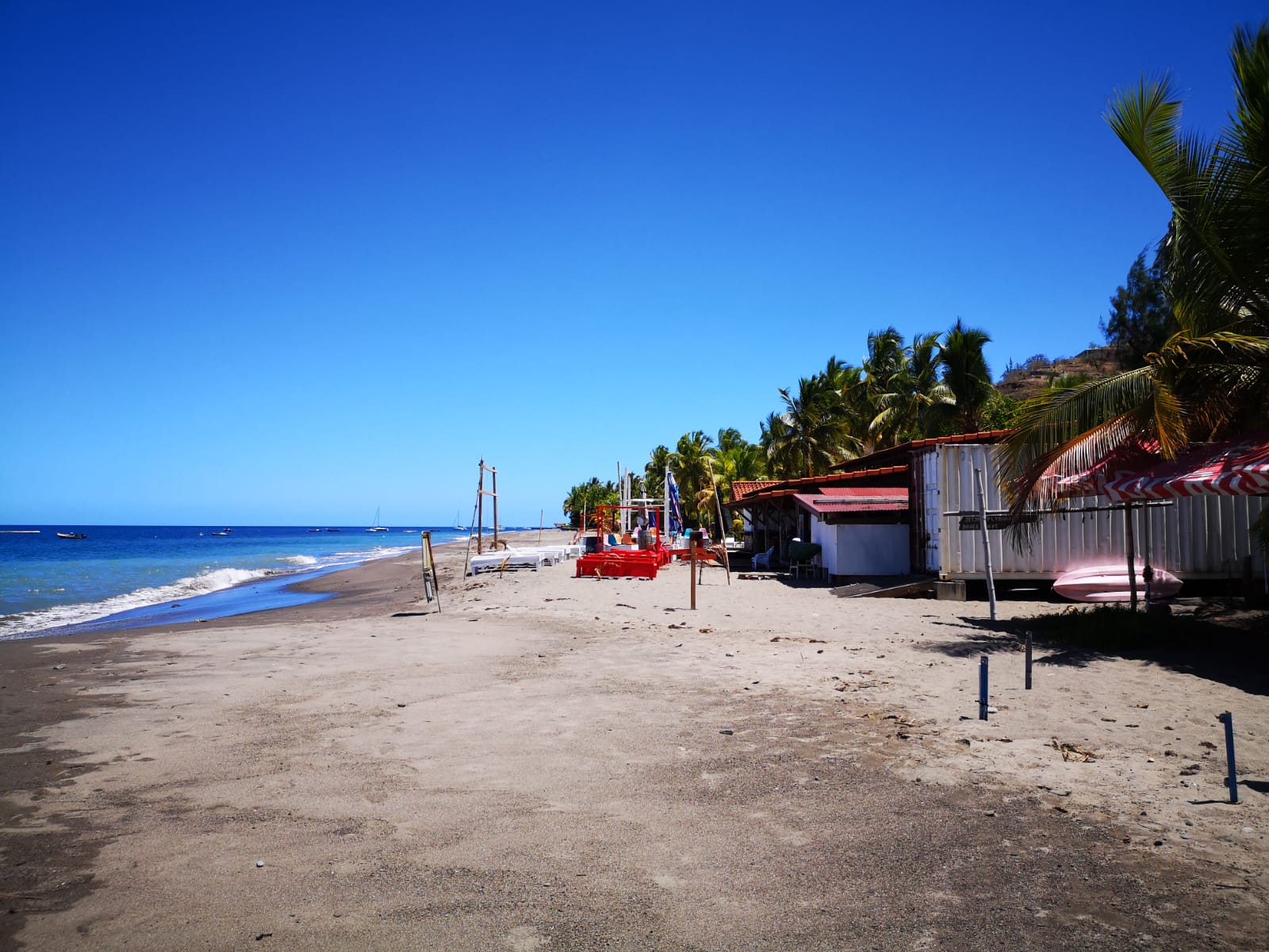     Le préfet autorise l'accès aux plages de Martinique et la navigation de plaisance

