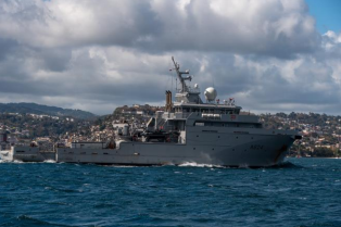     Saison cyclonique : le soutien d’un navire français à 5 pays caribéens

