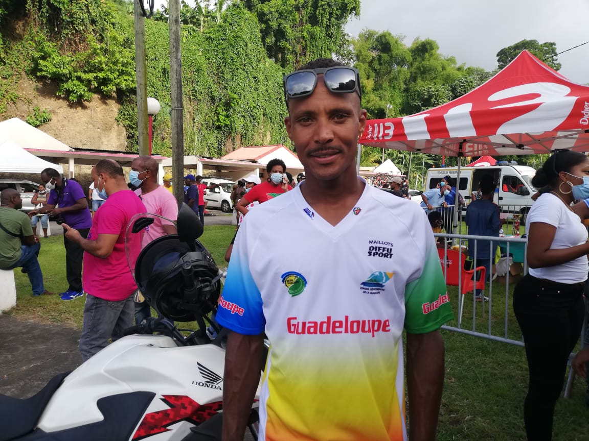    Boris Carène remporte la route cycliste de Martinique

