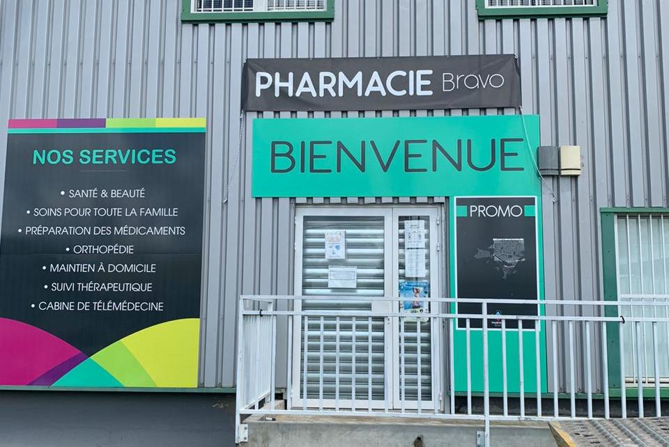     Deux pharmacies liquidées après des transferts contestés

