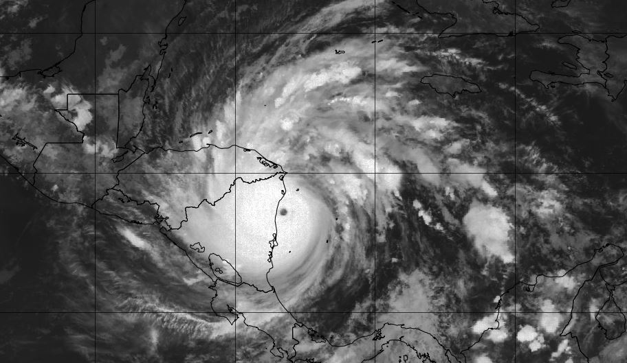     Iota, l'ouragan de catégorie 5 qui dévaste le Nicargua, 15 jours après le passage d'Eta

