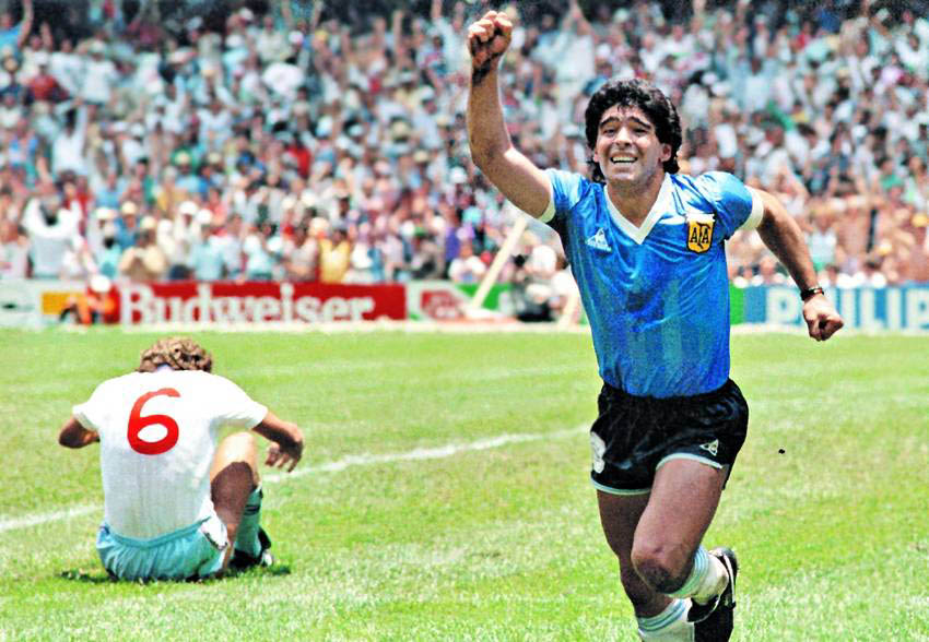     La légende du football, Diego Maradona est décédée à 60 ans

