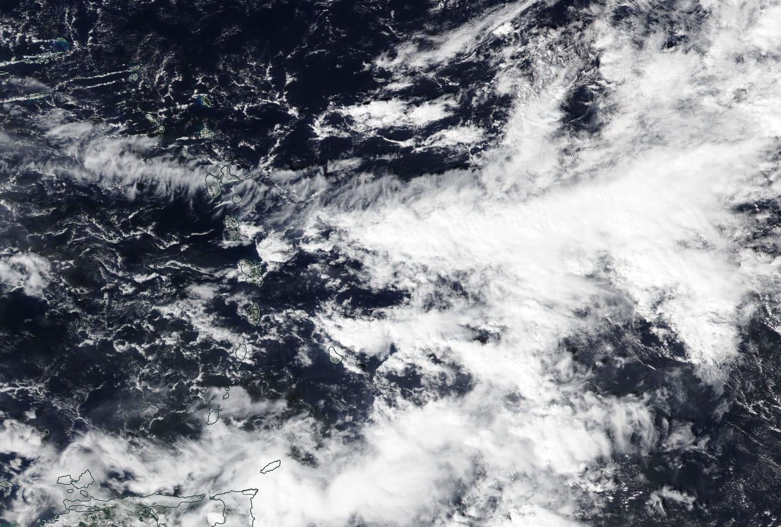     Météo : la Guadeloupe maintenue en vigilance jaune pour fortes pluies et orages

