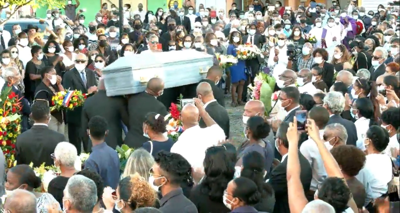     Décès de Laurent Bernier : les funérailles de l'ancien maire

