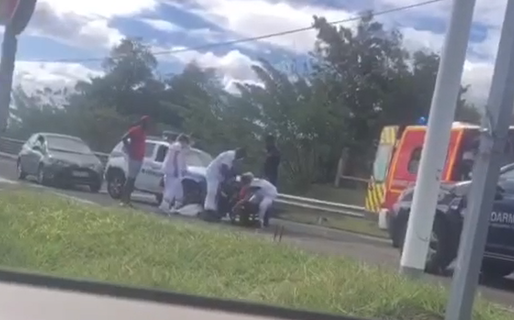     Une collision entre une voiture et une moto fait un blessé léger

