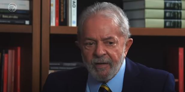     L'ancien président brésilien Lula pourra affronter Bolsonaro à la présidentielle 2022

