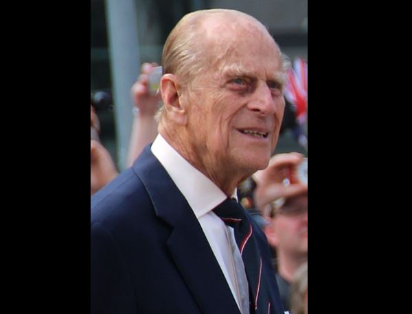     Le prince Philip, époux d'Elizabeth II, décède à l'âge de 99 ans

