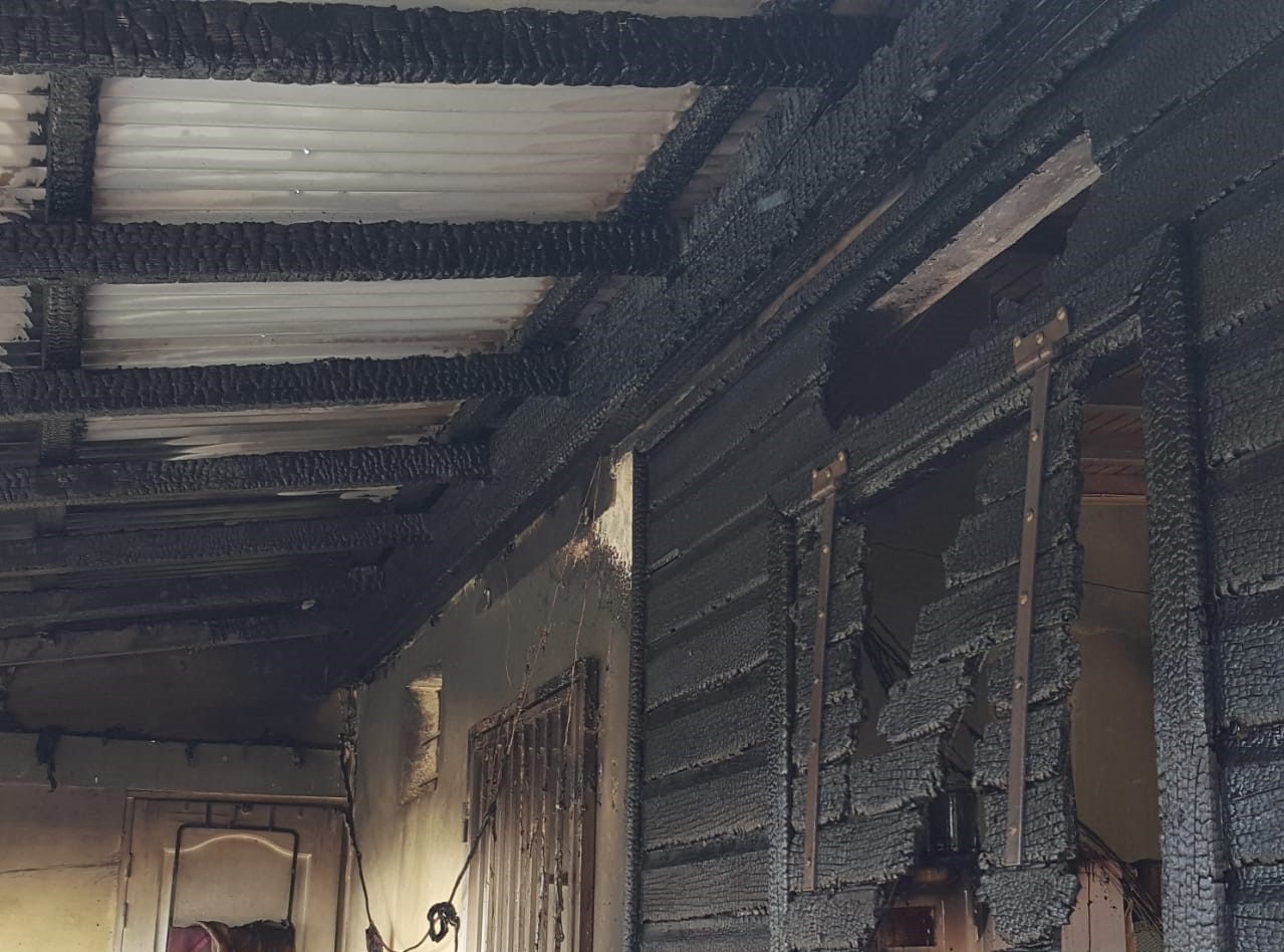     Une habitation ravagée par les flammes à Saint-François 

