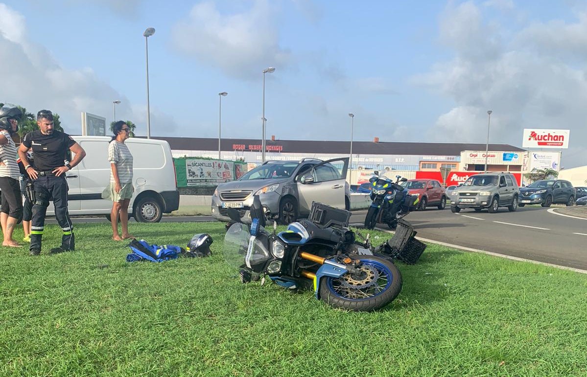     Un gendarme à moto blessé dans un accident avec une voiture

