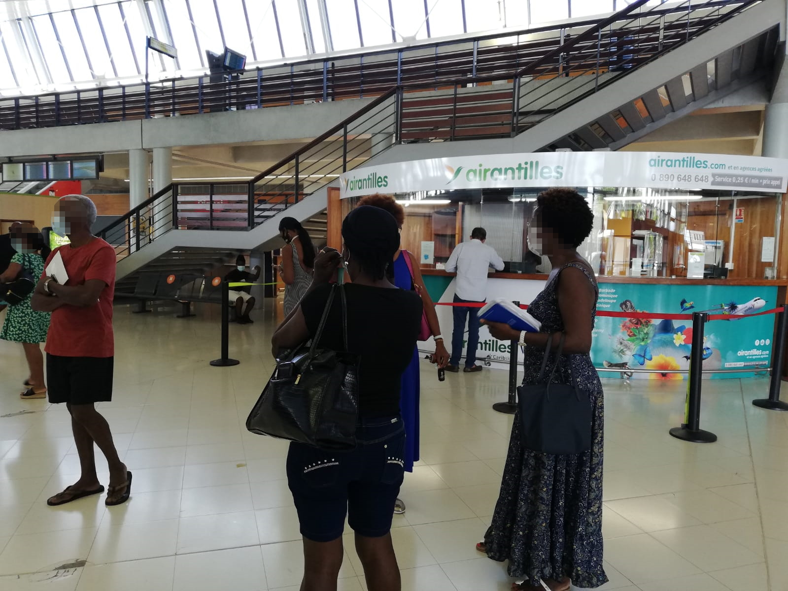     Cafouillage à l'Aéroport Martinique Aimé Césaire au sujet des tests PCR obligatoires

