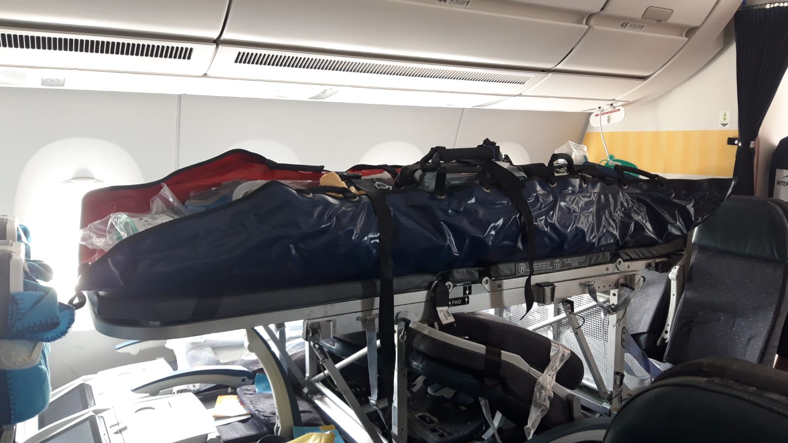     Les évacuations sanitaires s'intensifient : 8 patients COVID transportés vers l'Hexagone

