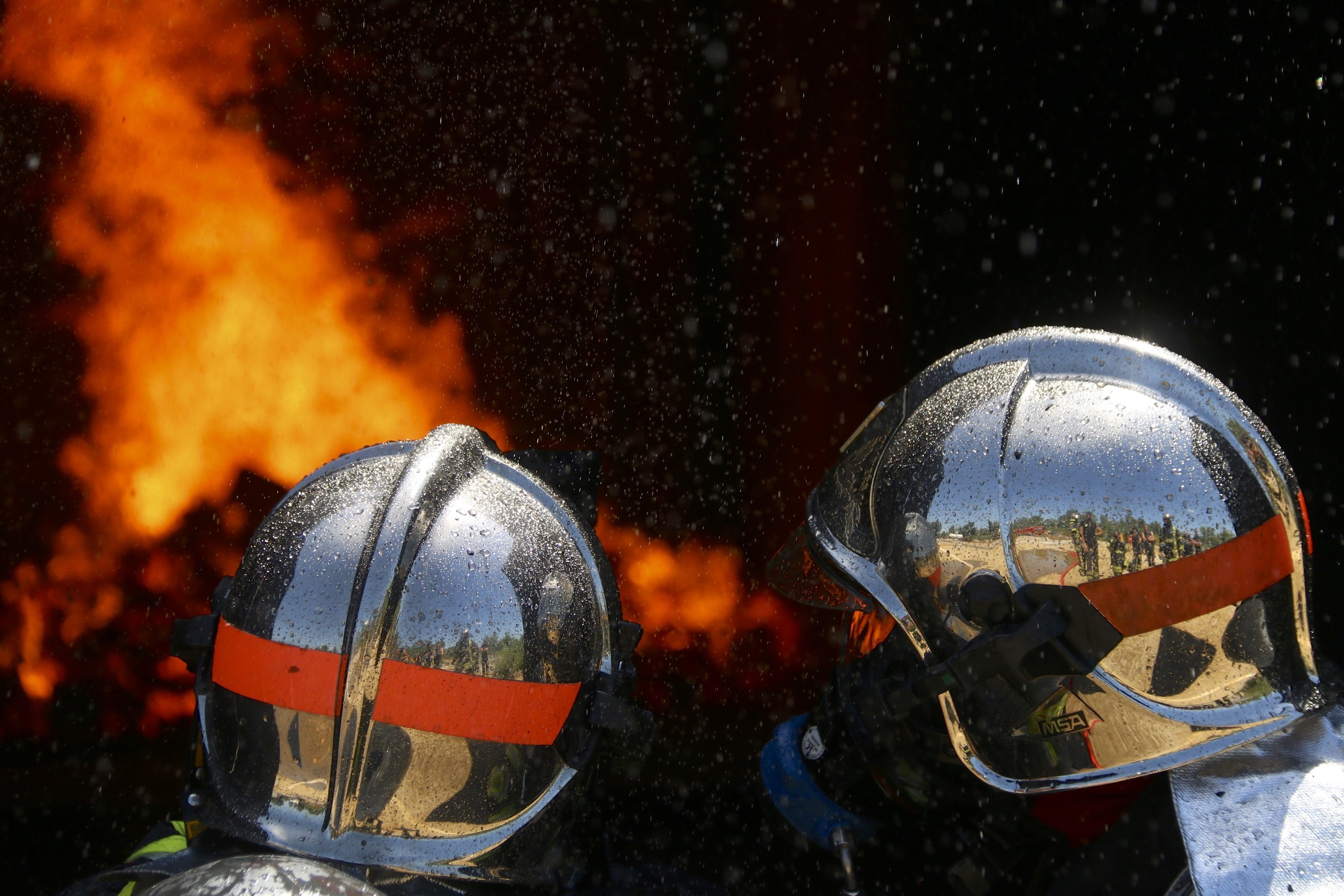     Un trentenaire grièvement brûlé dans un incendie à Ducos

