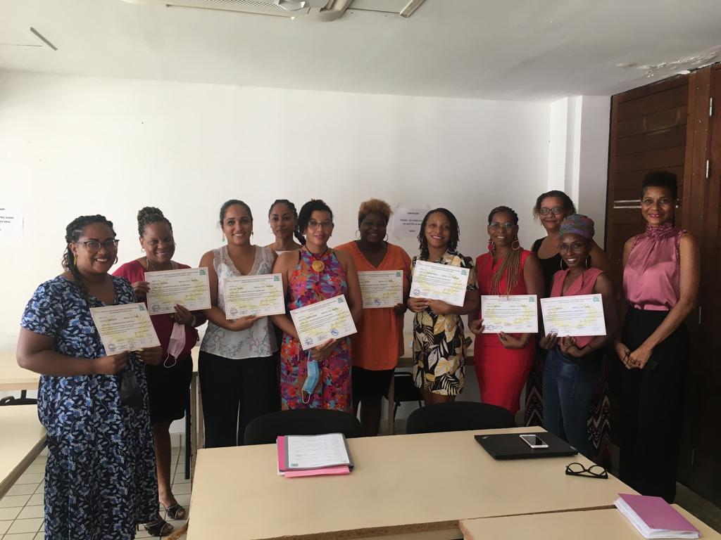     34 professeurs des écoles de Martinique nouvellement certifiés en langue vivante régionale créole

