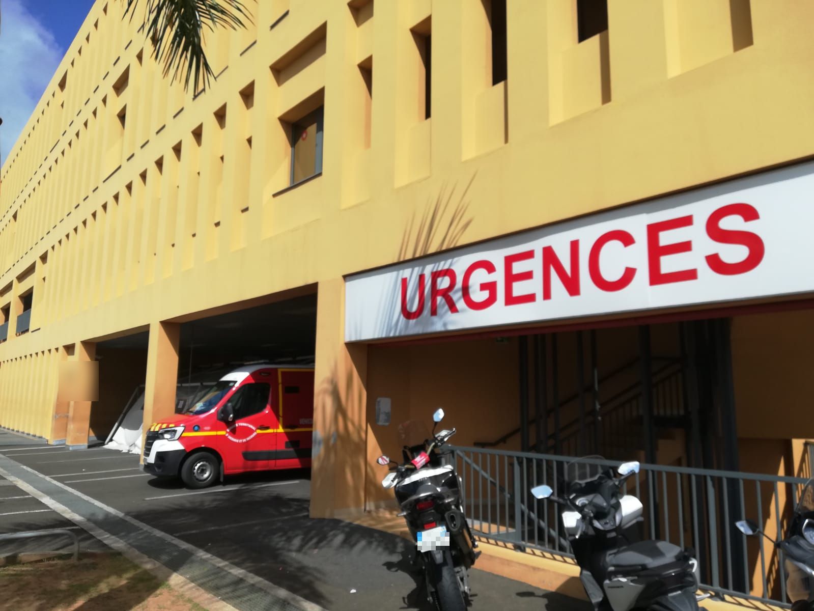     Dengue : les urgences du CHU de Martinique sont "sous tension"

