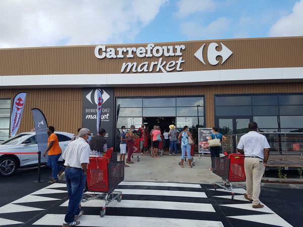     Carrefour Market du François : une reprise en demi-teinte

