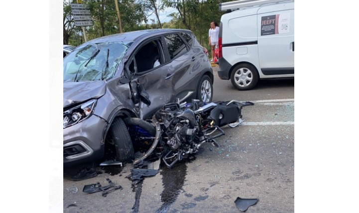     Trois-Îlets : une collision entre une moto et une voiture fait deux blessés

