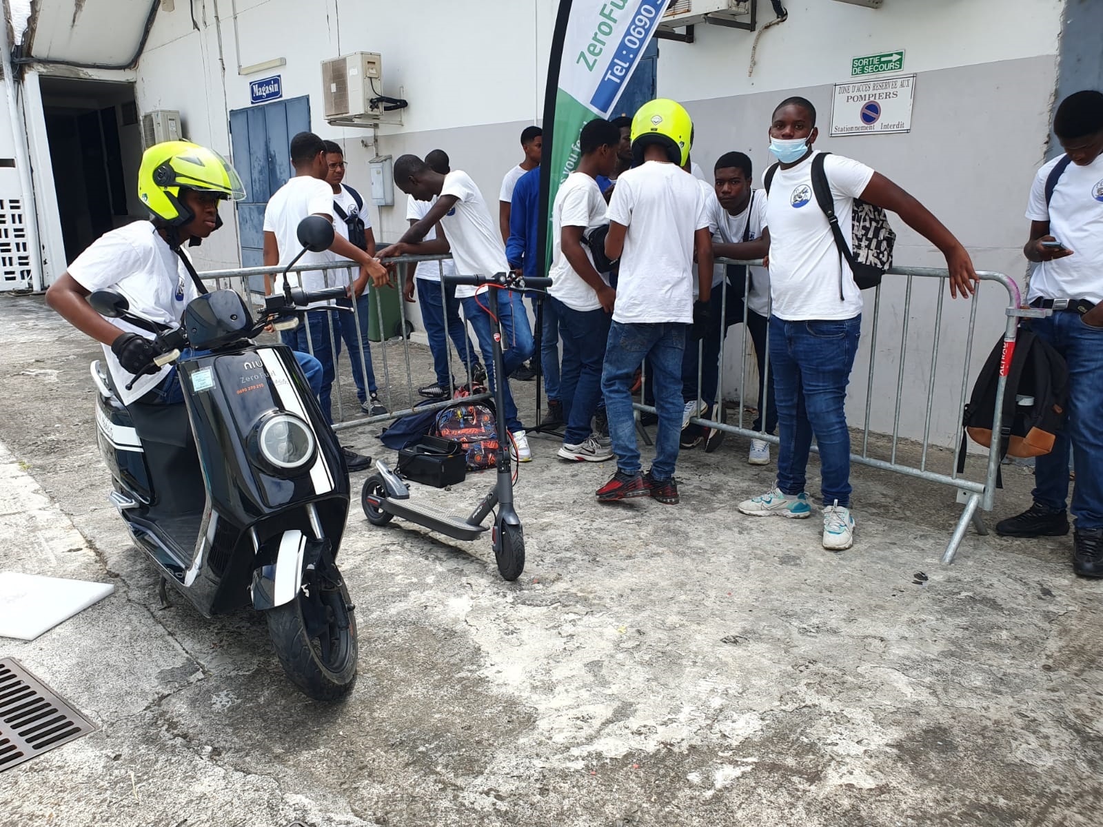     Sécurité routière, innovation et prévention au lycée de Gourbeyre 

