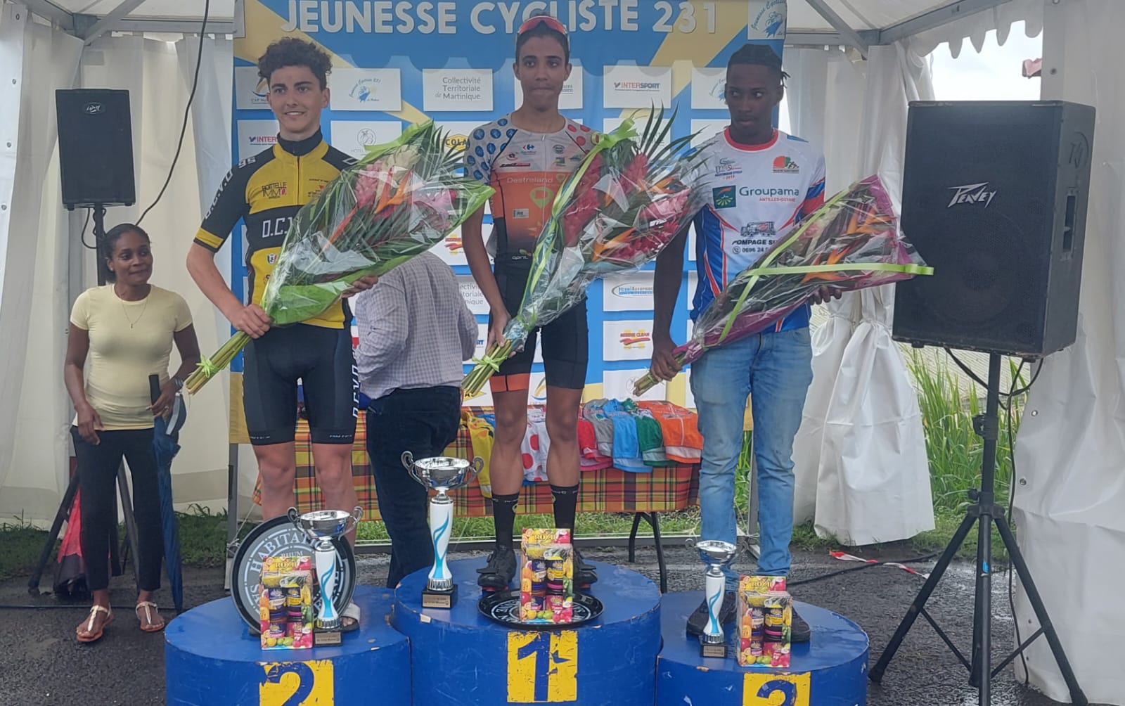     Tour cycliste junior : le guadeloupéen Yonis Peres remporte la première étape


