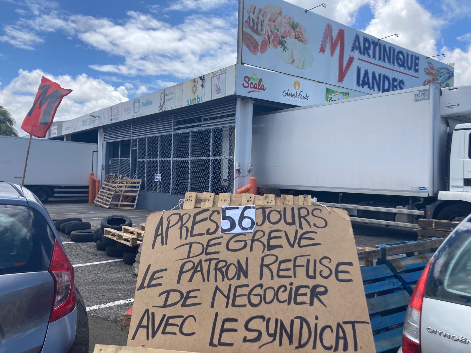     Nouvelle opération coup de poing des salariés de Carrefour Market

