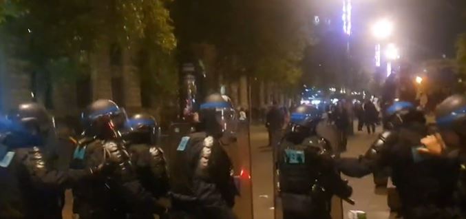     Manifestations d'"antifas" de Rennes à Paris après l'élection d'Emmanuel Macron

