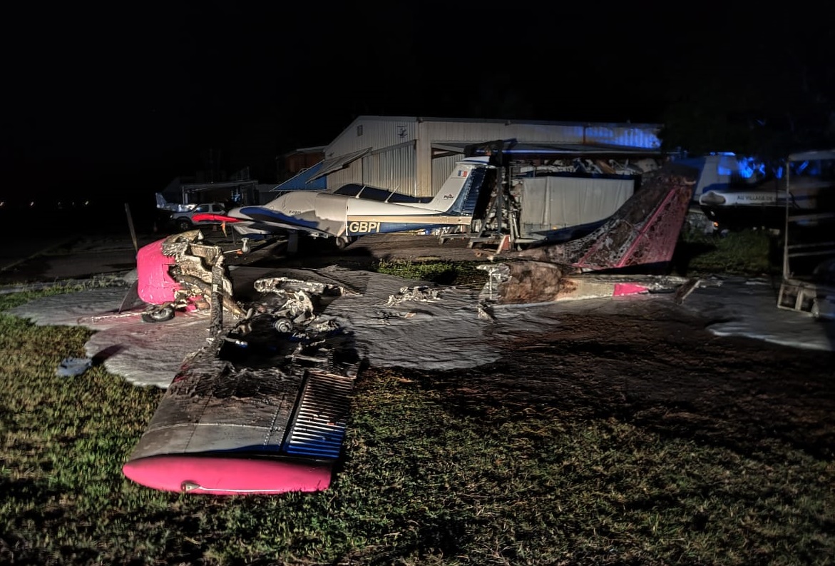     Un aéronef entièrement détruit par les flammes à Saint-François

