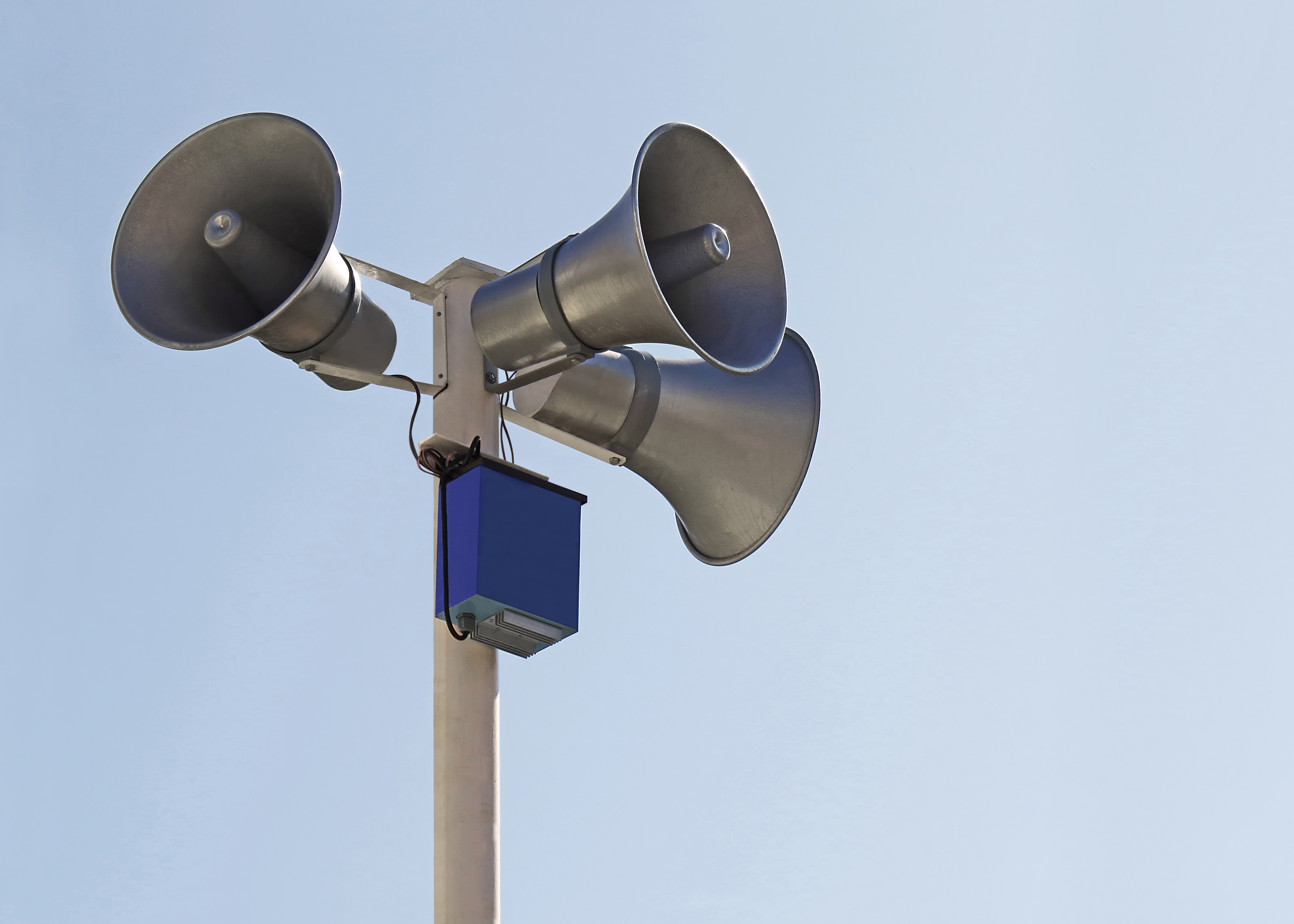     [VIDÉO]Risques naturels : quatre communes testent leurs sirènes d'alerte

