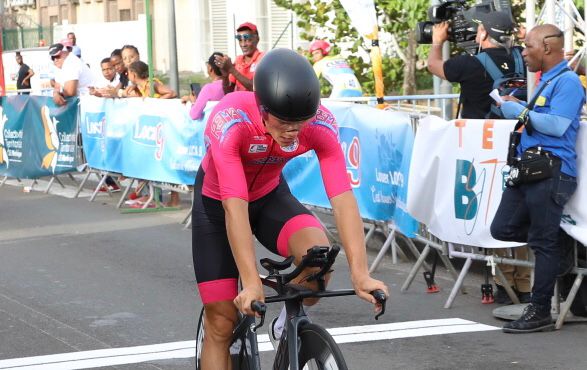     Tour cycliste de Martinique 2022 : Kivistik remporte le contre-la-montre de la deuxième étape, Areruya reste en jaune

