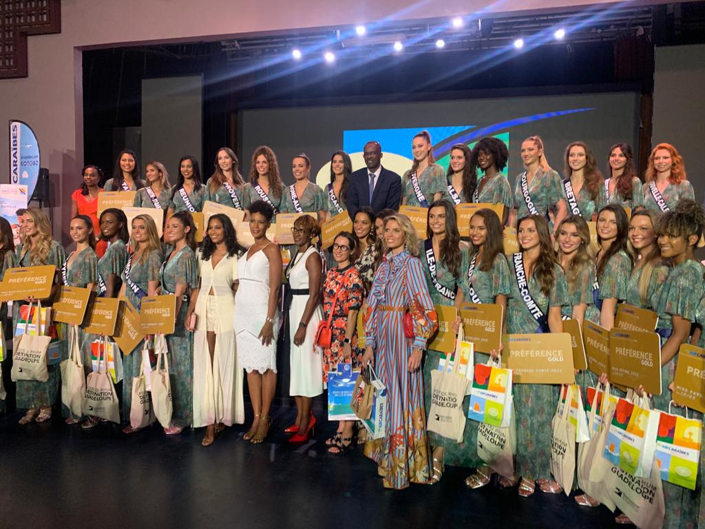     Les candidates de Miss France 2023 sont arrivées en Guadeloupe

