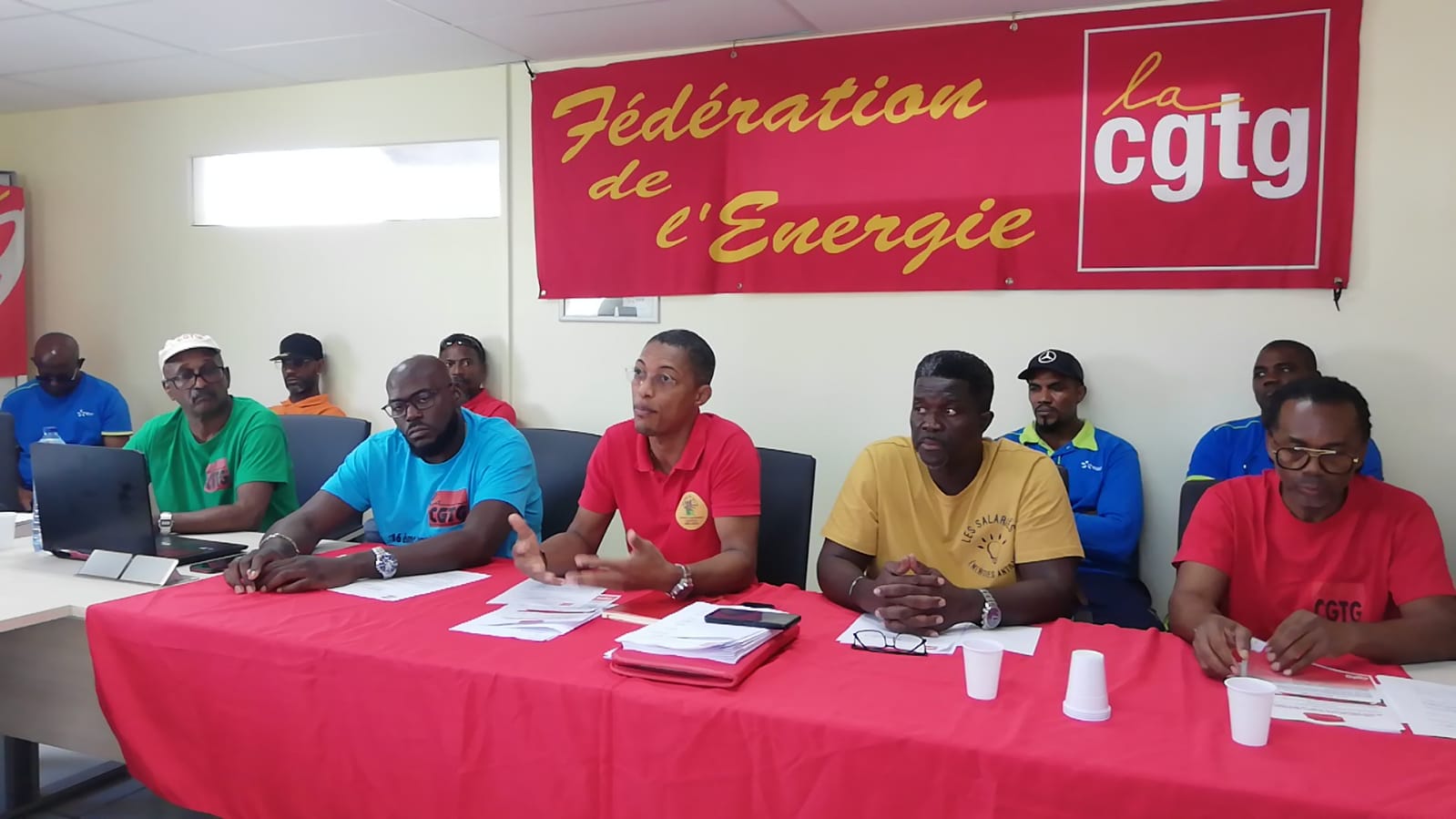     Préavis de grève : la CGTG d'EDF PEI et le directeur EDF Archipel s'expriment 


