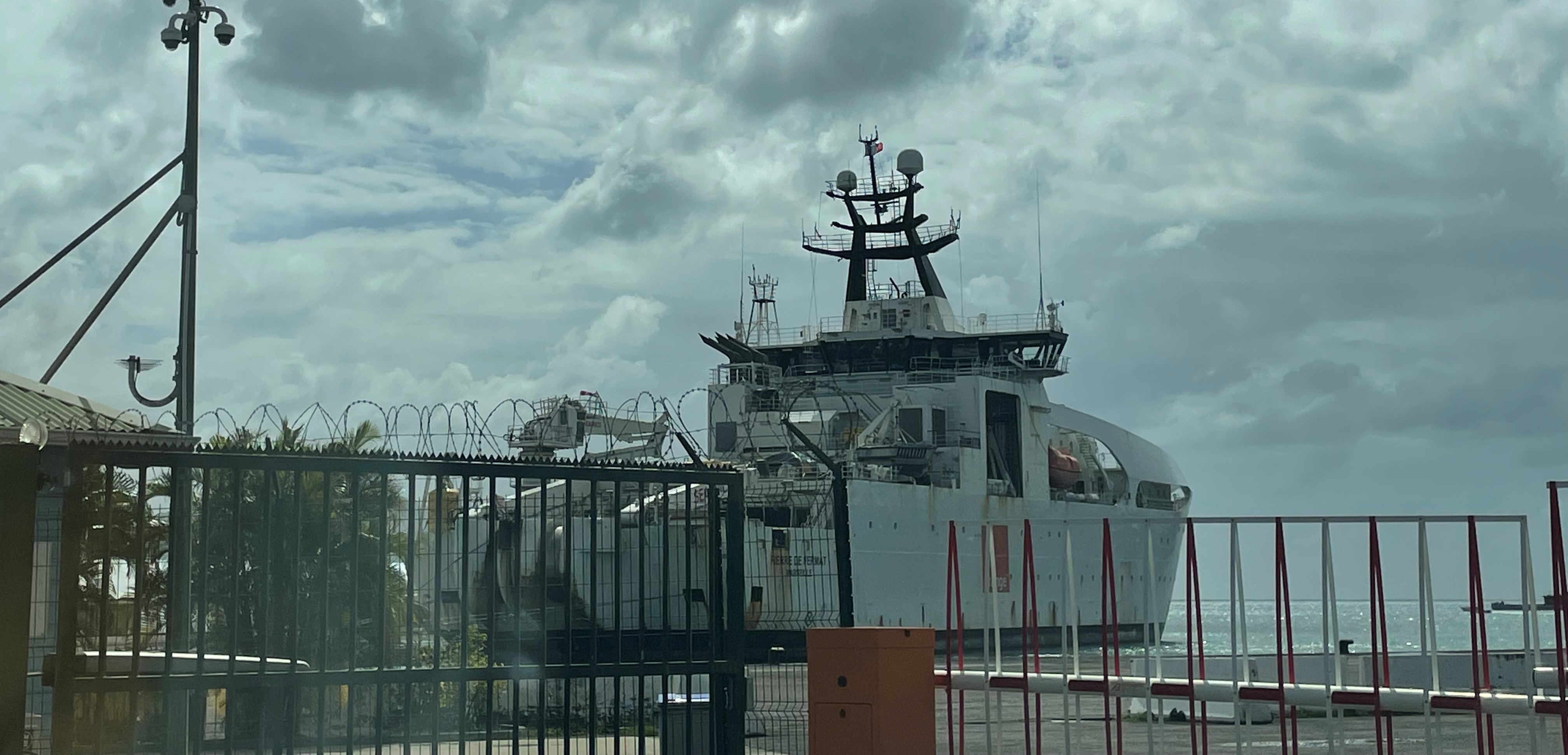     Orange Marine s'engage à dédommager les marins-pêcheurs victimes de dégâts matériels

