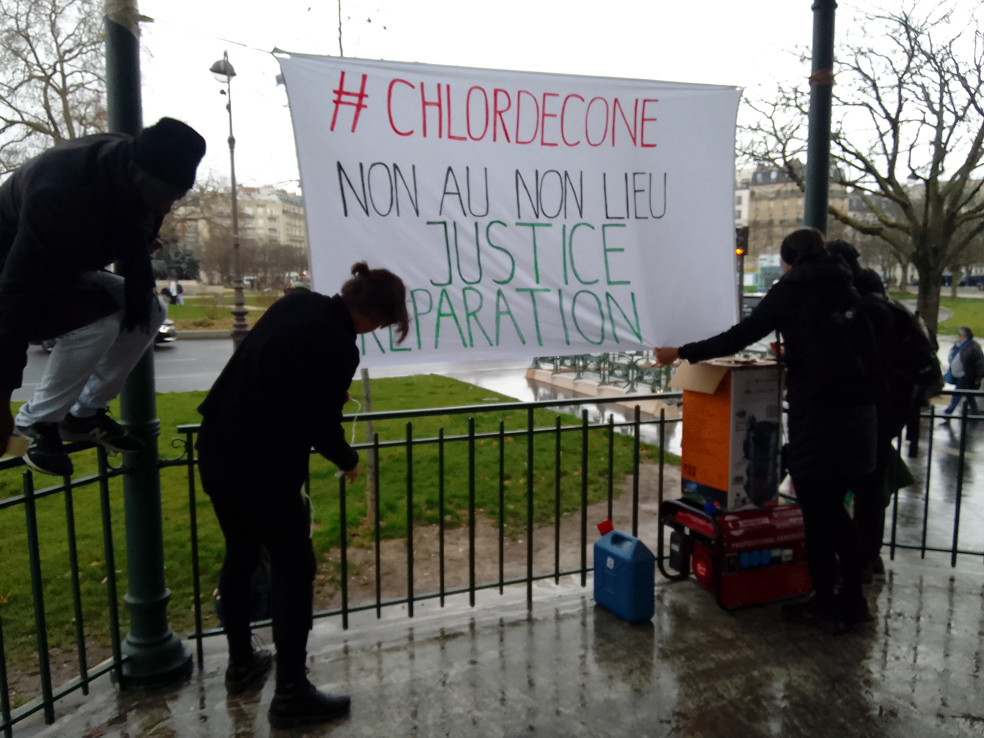     Mobilisation à Paris contre le non-lieu dans l’affaire de l’empoisonnement au chlordécone

