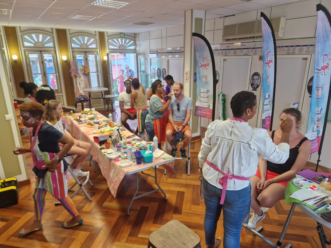     Des ateliers de maquillage à l'occasion du Carnaval 2023

