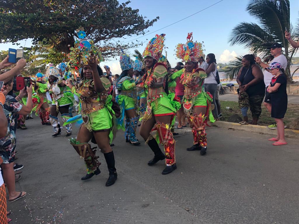     Au Vauclin, le carnaval du Sud séduit la foule

