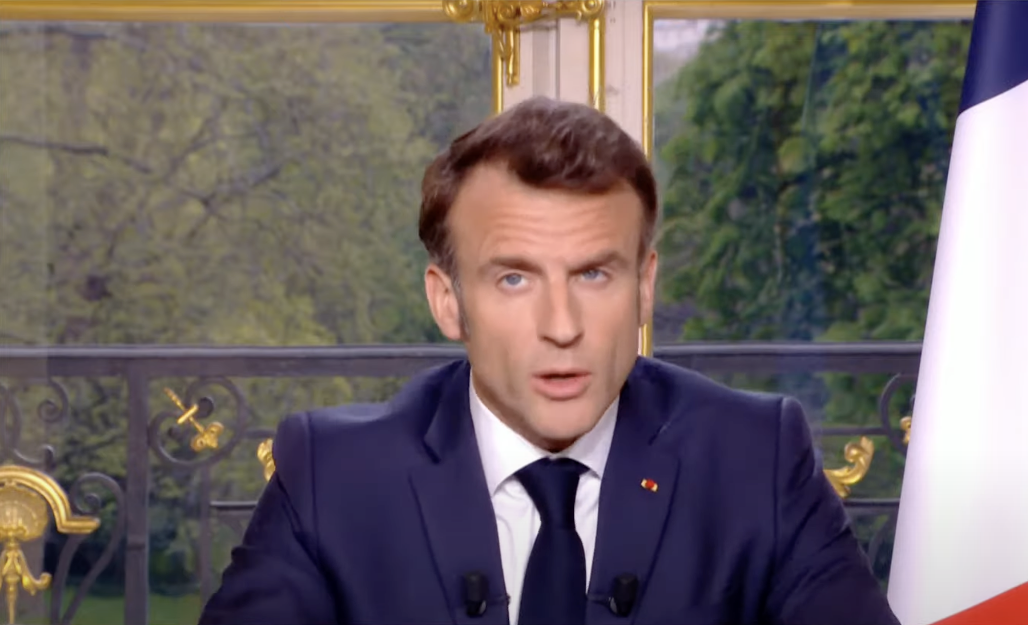    « Entre 100 et 230 € nets en plus par mois » pour les enseignants, annonce Emmanuel Macron

