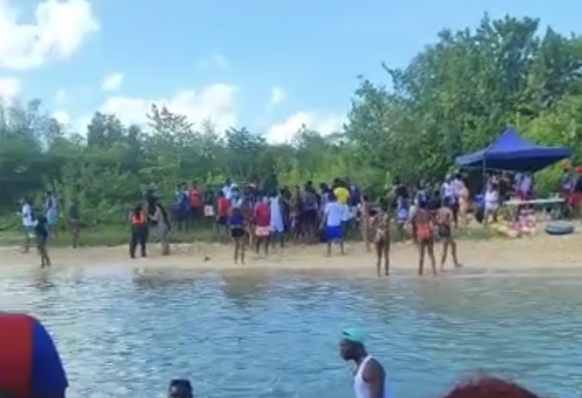     La préfecture interdit les boat party sur plusieurs îlets de Guadeloupe durant les week-ends prolongés

