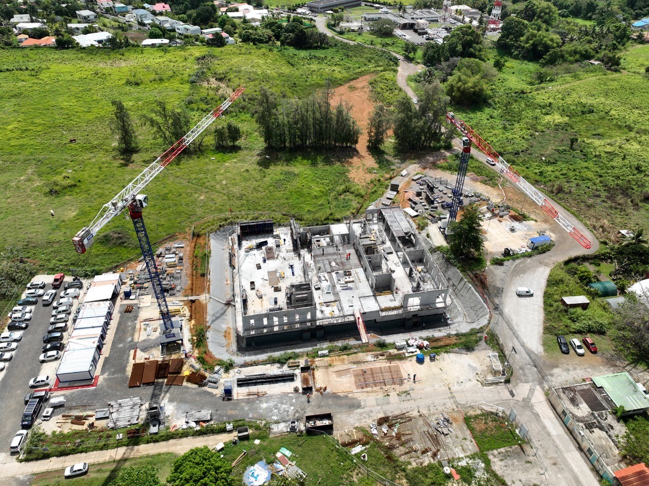     Technopôle de Baie-Mahault : visite des travaux du futur siège d’EDF Guadeloupe

