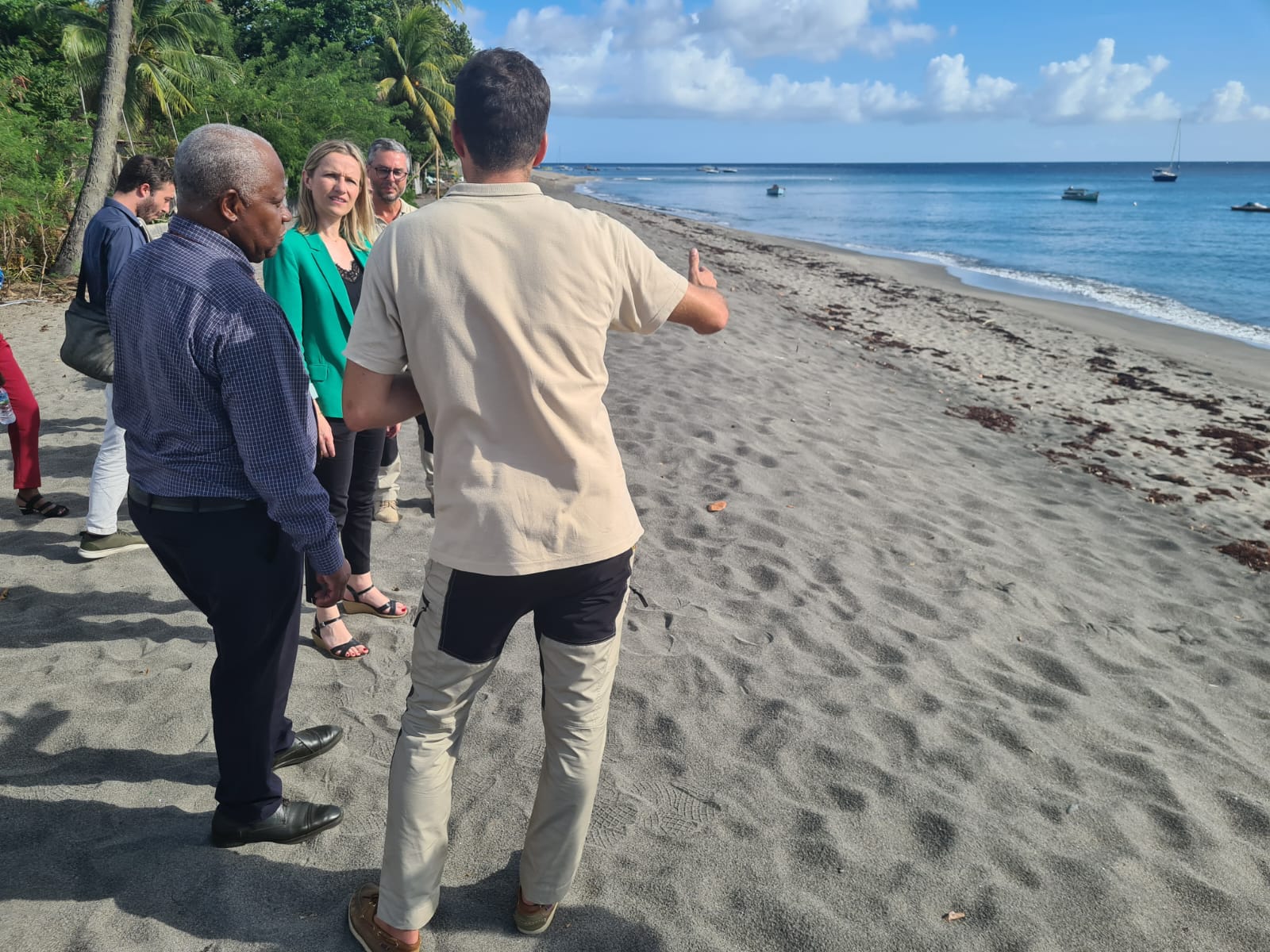     Érosion et mouillage dans le Nord-Caraïbe concluent la visite de la ministre Bérengère Couillard en Martinique

