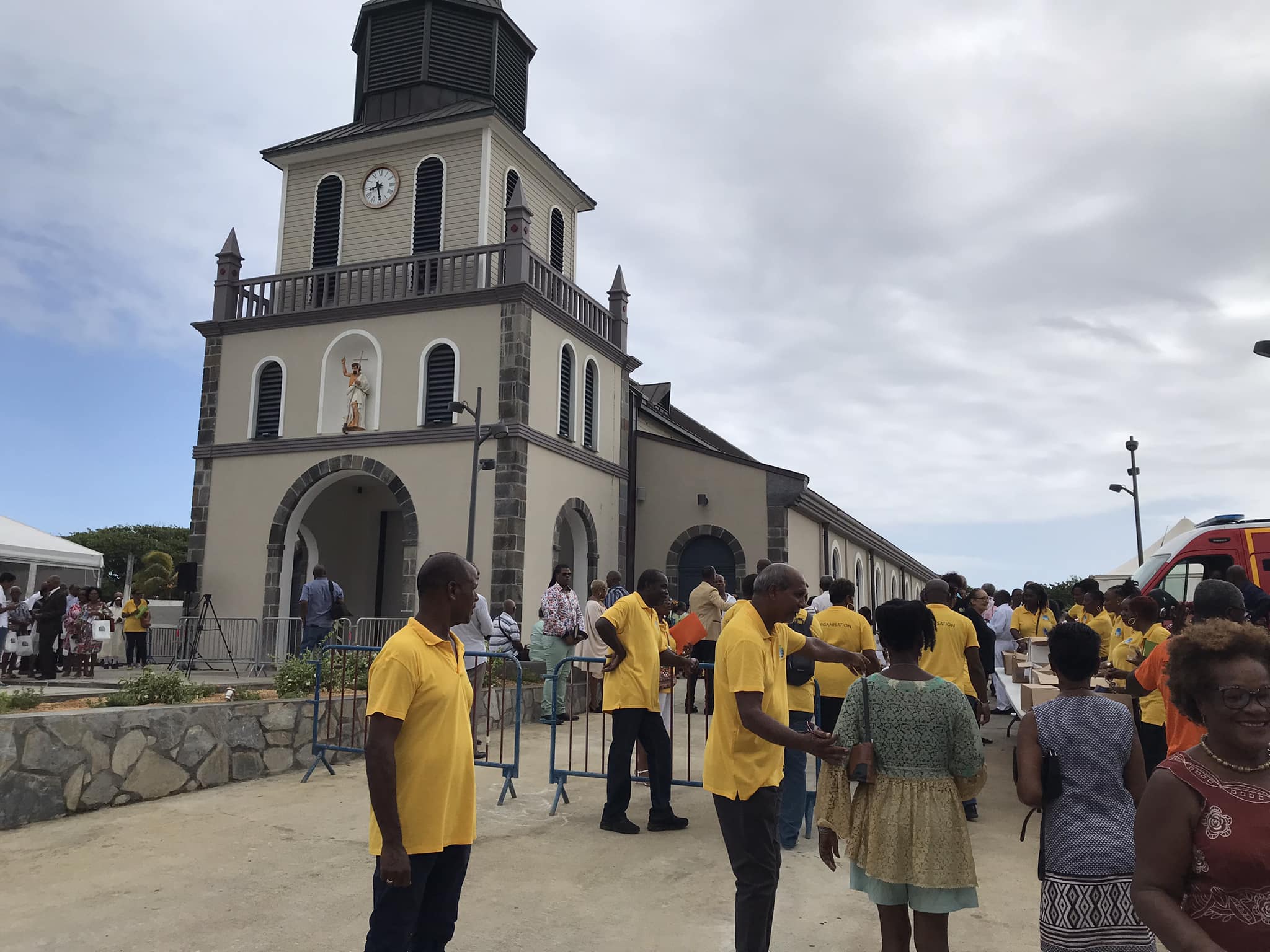     16 ans après, l’église de Basse-Pointe enfin rouverte dans la liesse

