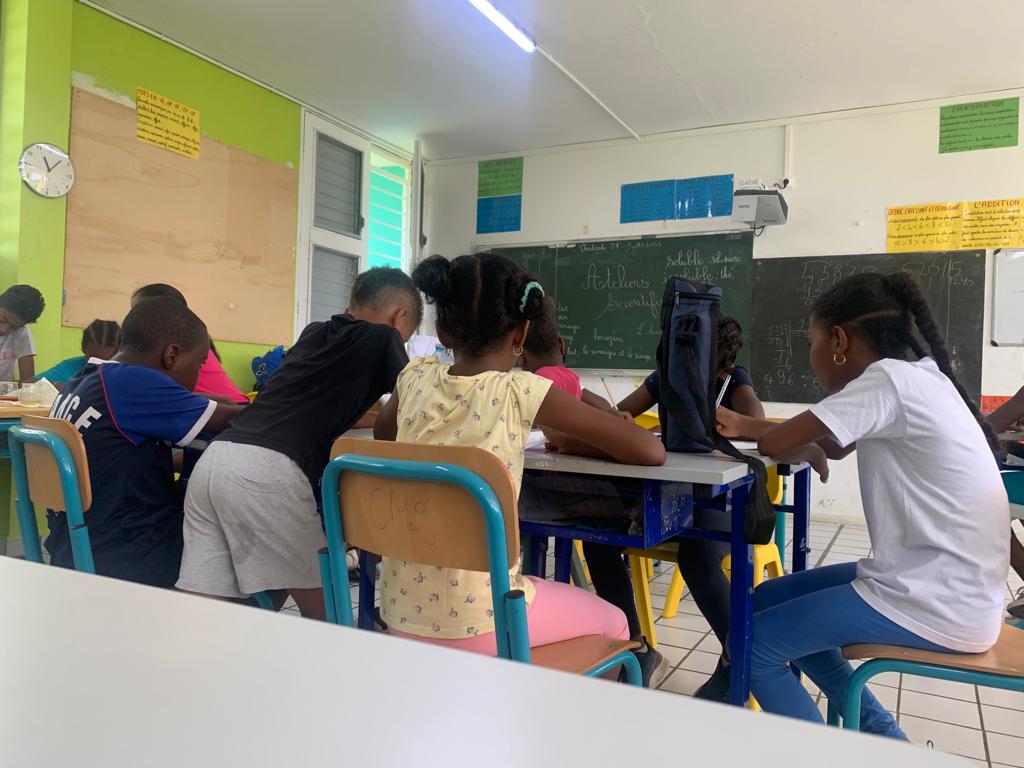     3200 élèves de Guadeloupe retournent à l’école pendant les vacances

