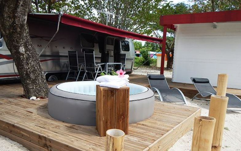    Les caravanes d'Airstream Paradise doivent déménager du camping de Sainte-Anne

